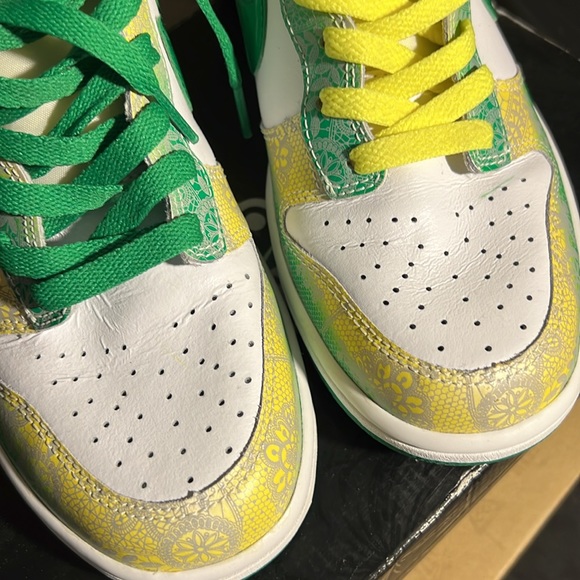 Wmn Nike Dunk High - Picture 6 of 6